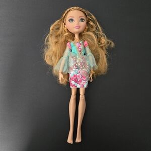 Ever After High Ashlynn Ella Collectible Doll 2012